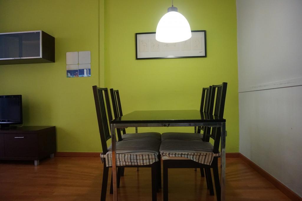 Aparteasy - Montjuic & Fira Barcelona Exterior foto